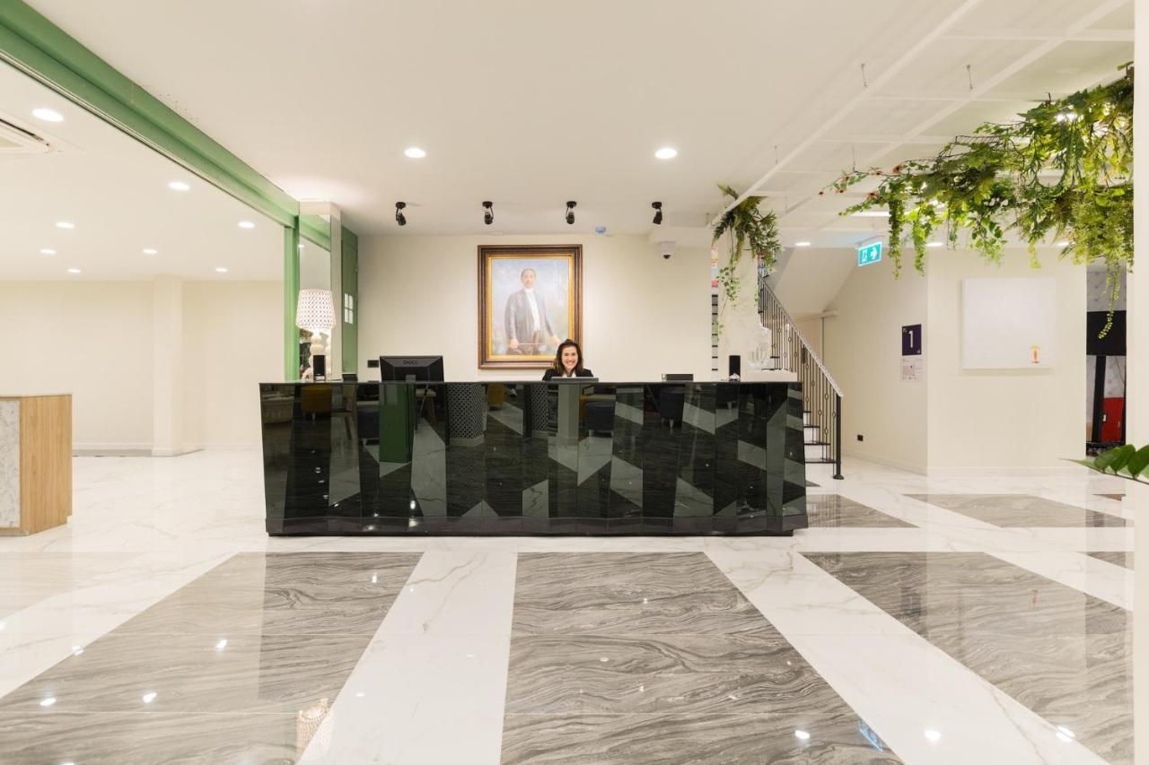 Ozone Hotel Samyan Bangkok Buitenkant foto